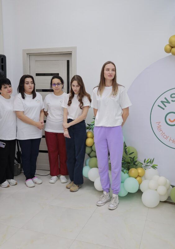 photo_5269389831392316559_w