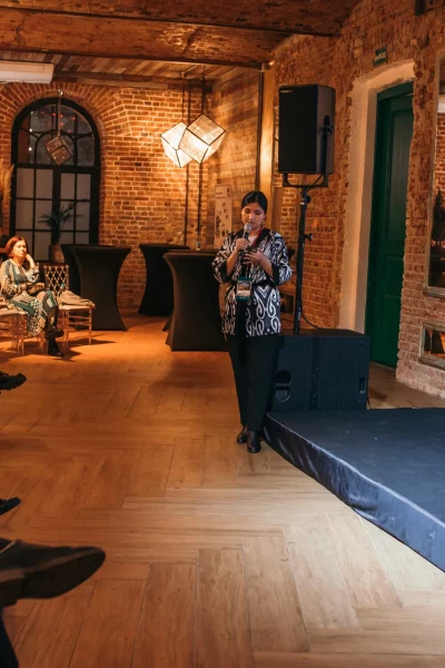 0S7A3831-585_resized