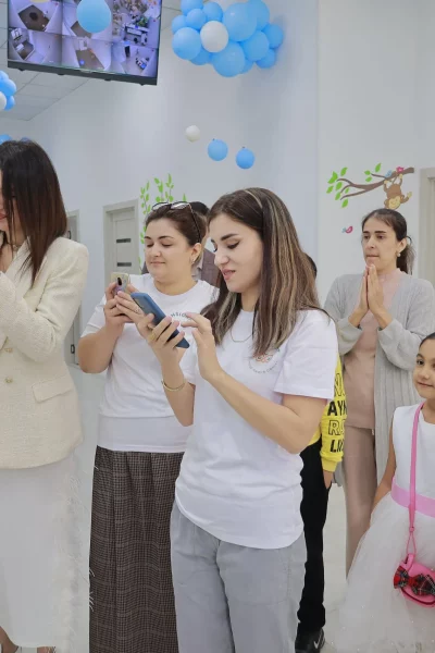 photo_5269389831392316535_w