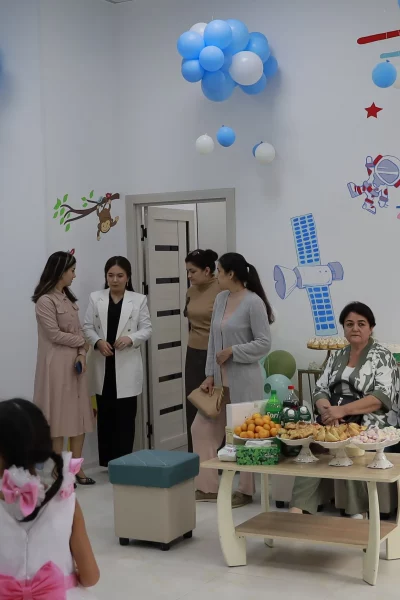 photo_5269389831392316539_w