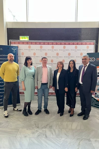 photo_5393225614120572946_y