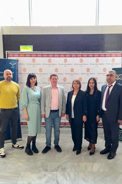 photo_5393225614120572953_y