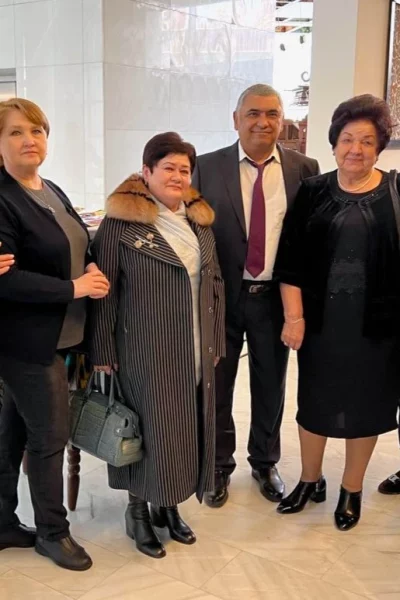 photo_5393225614120572961_y