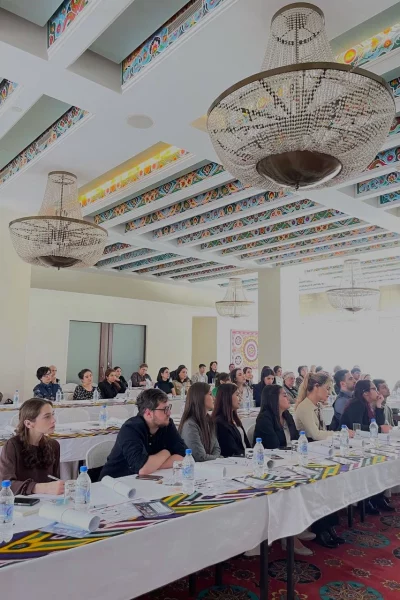 photo_5393225614120573266_y