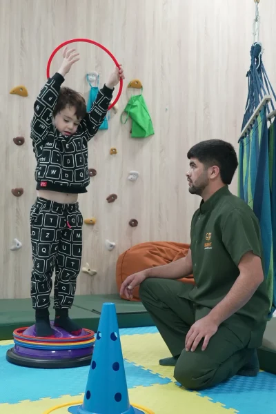 глав (3)